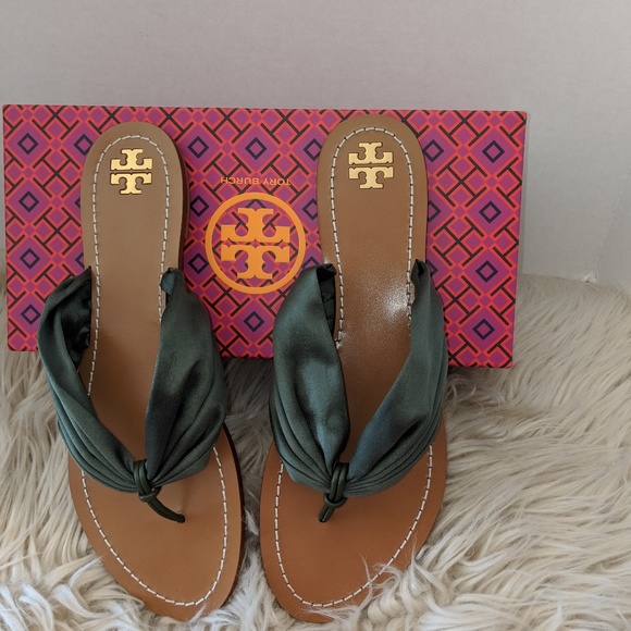 tory burch carson flat thong sandal